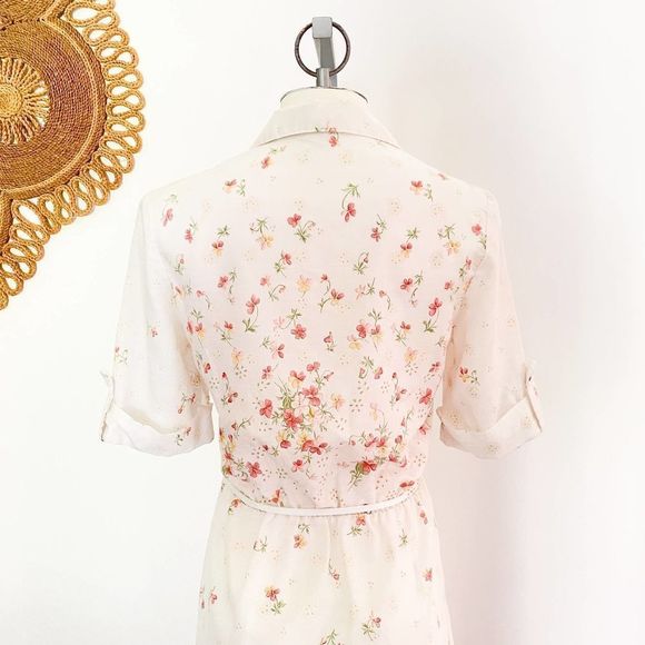 Vintage 1950s Retro Cottagecore Dress, Mid Century Boho Fairy Floral Shirt Dress - Picture 12 of 14